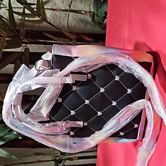 HP 🎉 NWT Luv Betsey By Betsey Johnson Mini Crossbody 💖 - Picture 14 of 16